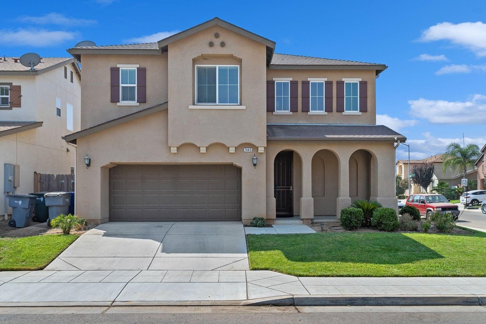 7445 E Ramona Way, Fresno, CA 93737 - photo 1
