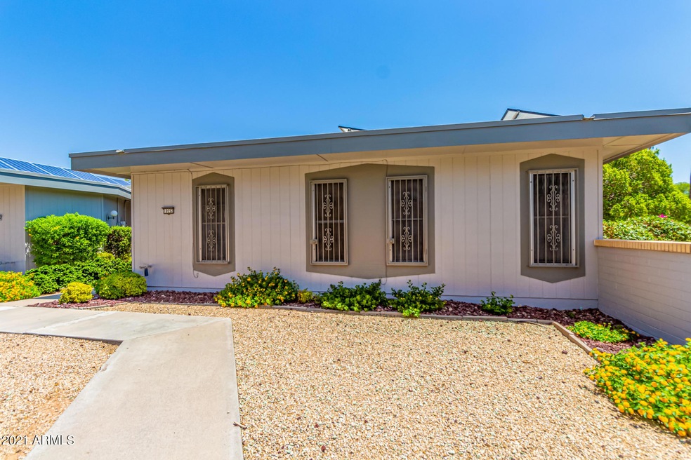 10552 W Palmeras Dr unit 39, Sun City, AZ 85373 - photo 1