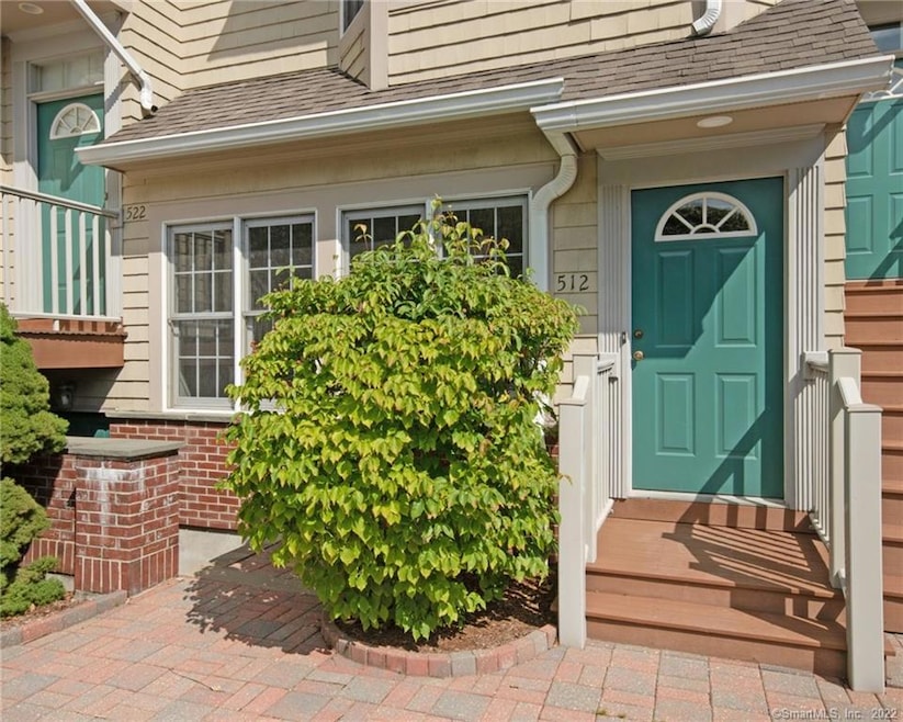 85 Locust Ave unit 512, New Canaan, CT 06840 - photo 1