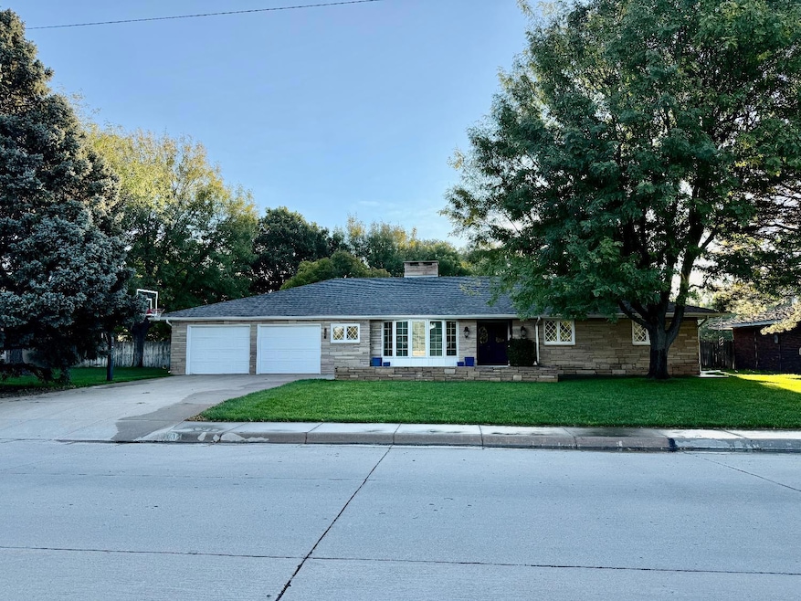 Under Contract $249,500