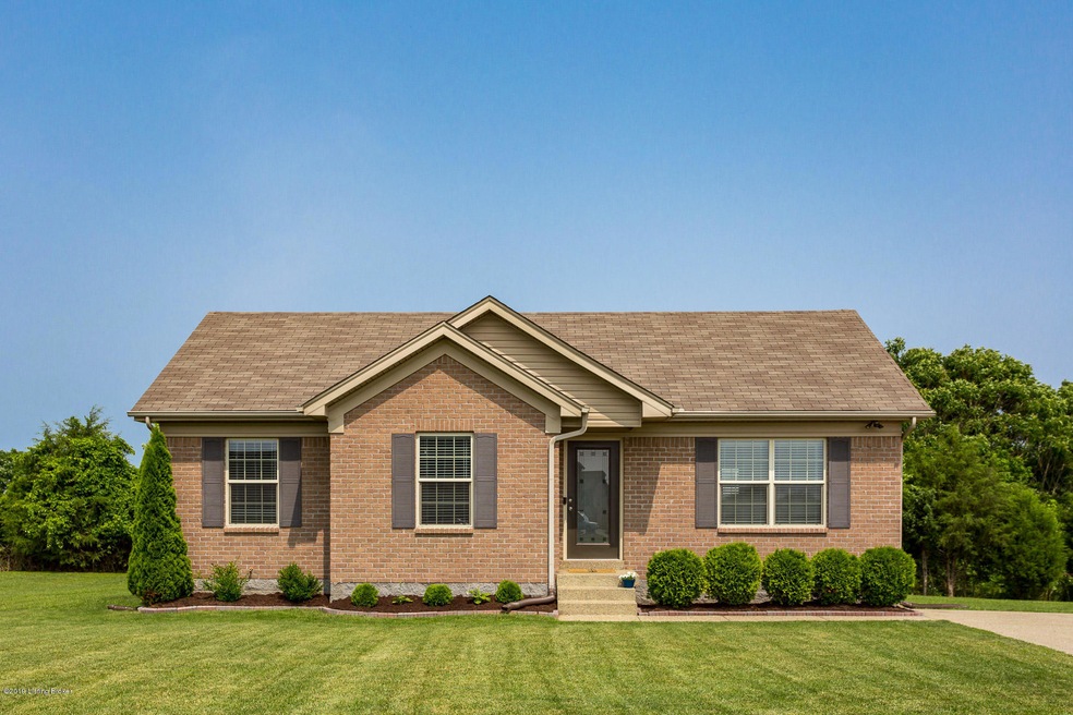 412 Gentry Crossings Blvd, Mount Washington, KY 40047 - photo 1