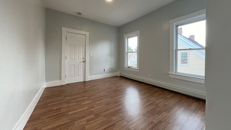 15 W Chestnut St unit 2R, Brockton, MA 02301 - photo 1