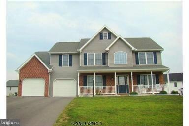 715 Hamilton Ave, Chambersburg, PA 17202 - photo 1
