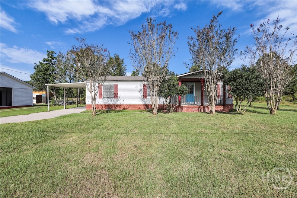 262 Camellia St, Richmond Hill, GA 31324 - photo 1