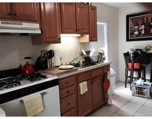 91 Ash St, Waltham, MA 02453 - photo 1