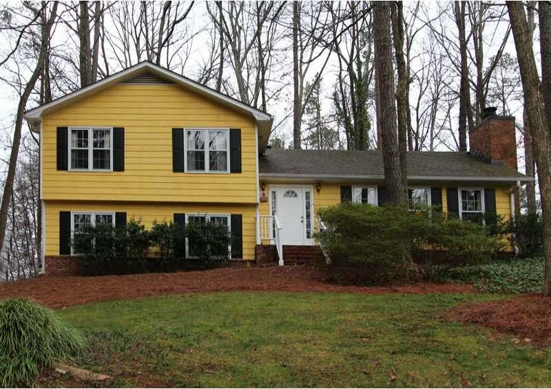 Exterior Front. WONDERFUL 3 BEDROOM 2 BATH HOME IN