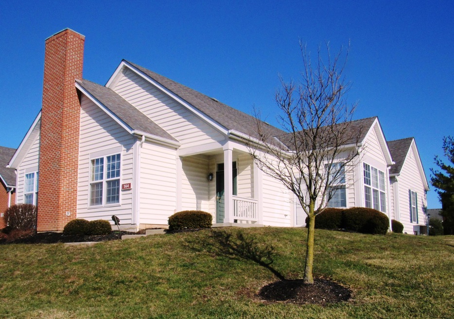 564 Hickory Bluff