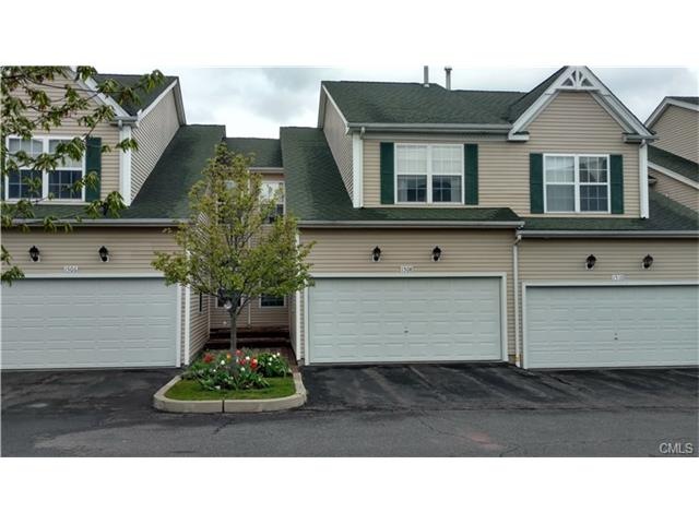 1508 Lexington Blvd unit 1508, Bethel, CT 06801 - photo 1