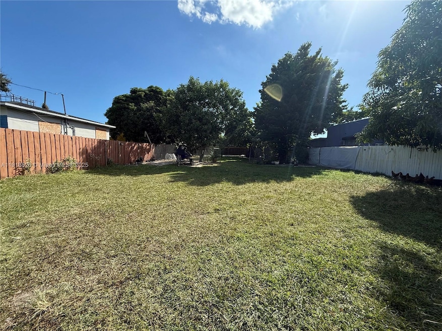 1736 NW 42nd St, Miami, FL 33142 - photo 1