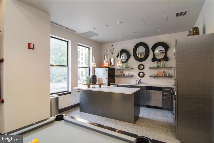 7 N Calvert St unit 2BR, Baltimore, MD 21202 - photo 1