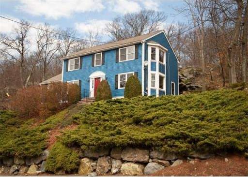 72 Brand St, Arlington, MA 02474 - photo 1