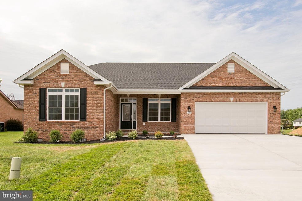 302 Craig Dr, Stephens City, VA 22655 - photo 1