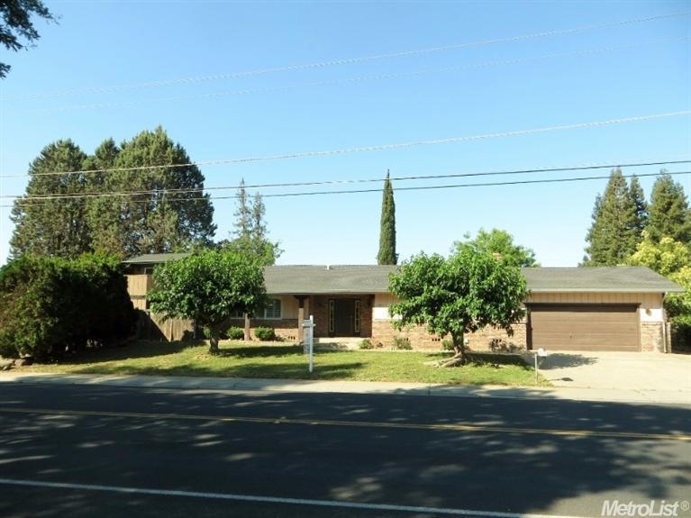 19959 Elliott Rd, Lockeford, CA 95237 - photo 1