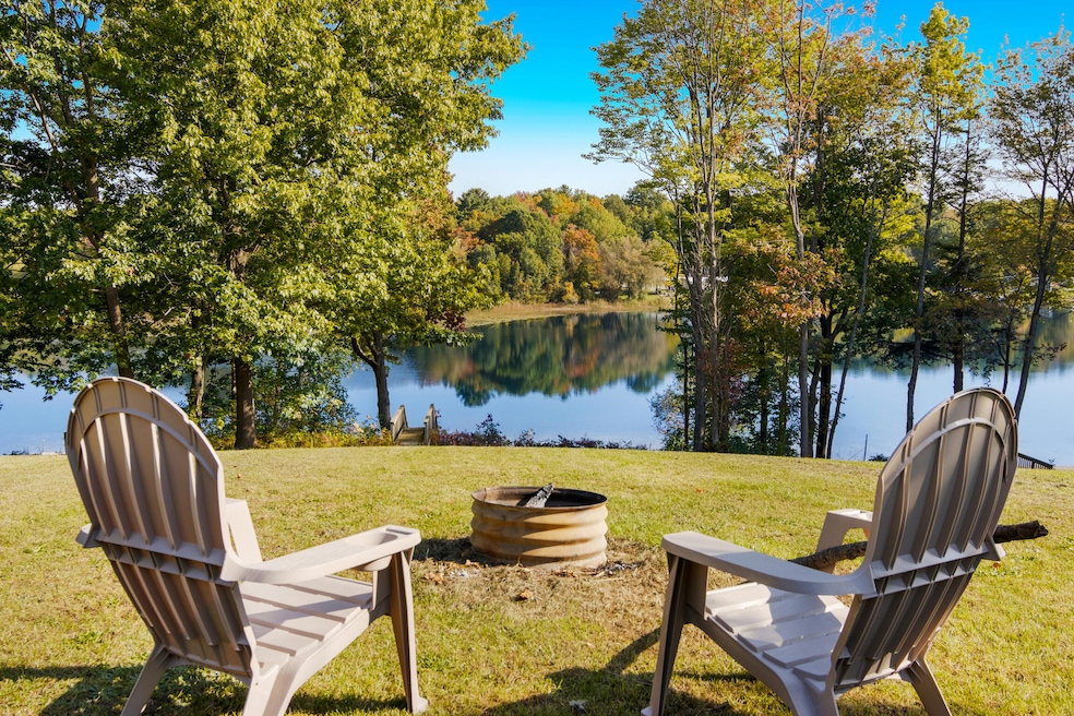 1662 W Chilberg Rd, Scottville, MI 49454 - photo 1