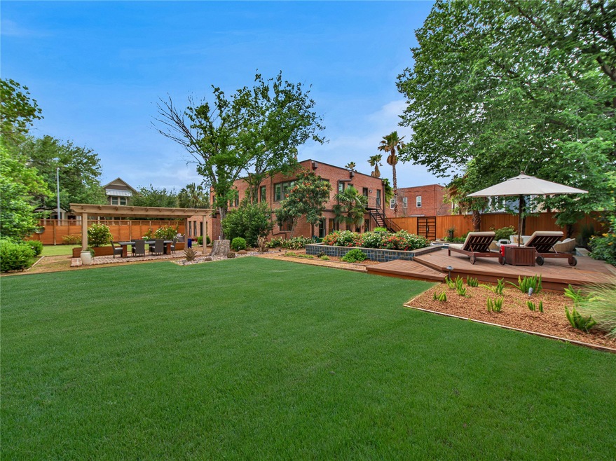 501 E 27th St unit 8, Houston, TX 77008 - photo 1