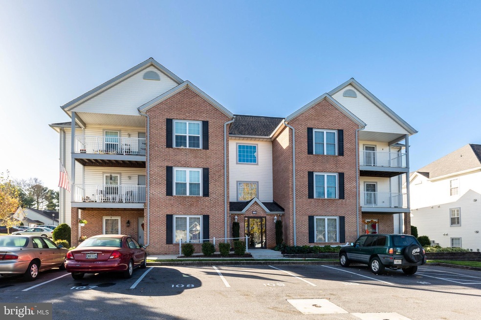 2021 Rudy Serra Dr unit 1B, Sykesville, MD 21784 - photo 1