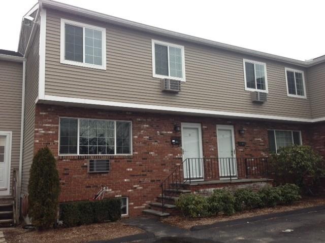 212 Wardwell St unit B, Stamford, CT 06902 - photo 1