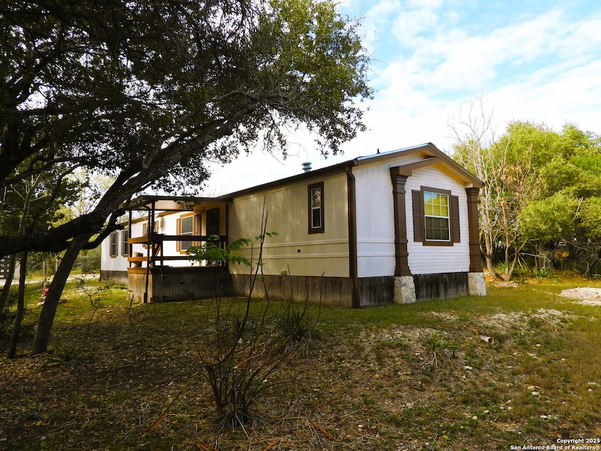 164 18th St E, Lakehills, TX 78063 - photo 1