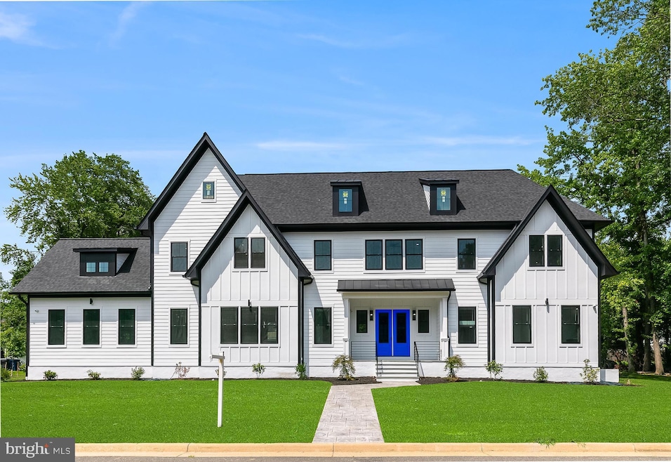 2817 Derek Rd, Alexandria, VA 22306 - photo 1