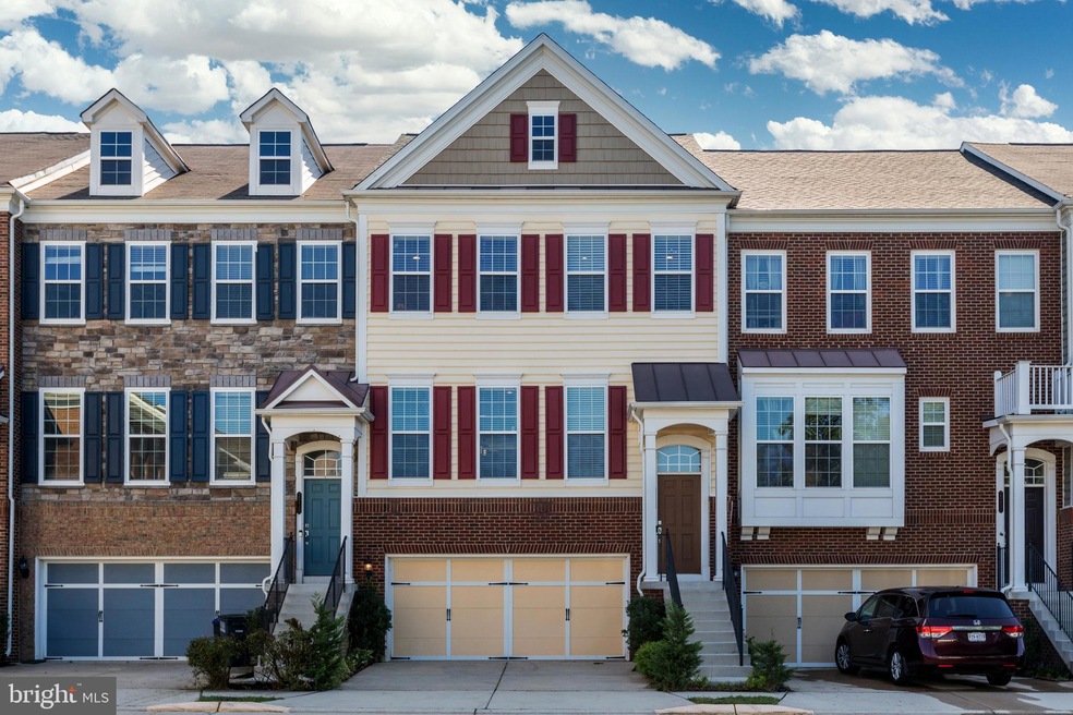 25450 Schooley Mill Terrace, Chantilly, VA 20152 - photo 1