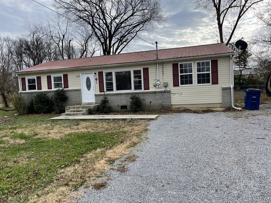 112 Hight St, Shelbyville, TN 37160 - photo 1