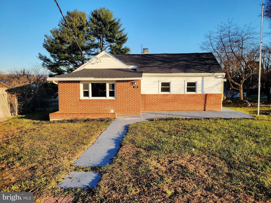 315 Emmert Rd, Hagerstown, MD 21740 - photo 1