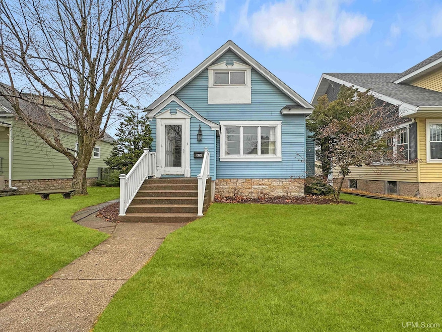 For Sale $179,900 • Co-Listing Agent