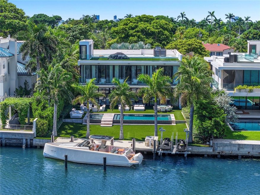 For Rent $115,000/month