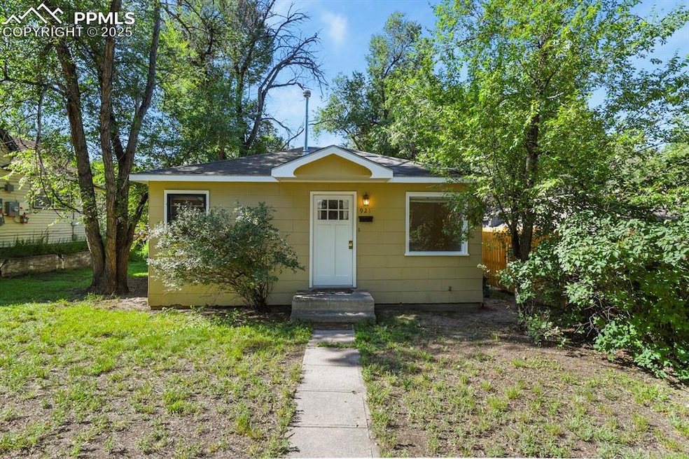 921 E Cucharras St, Colorado Springs, CO 80903 - photo 1