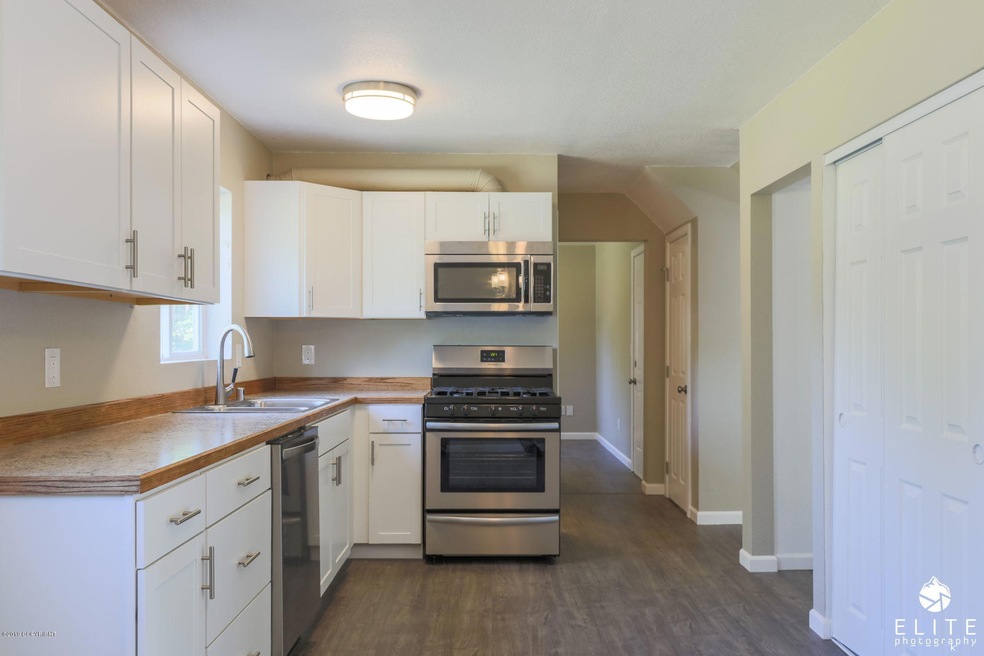 Unit B Kitchen