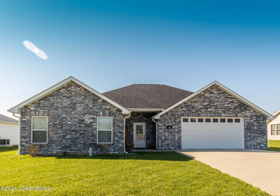 1381 Erik Pl (12 of 18)