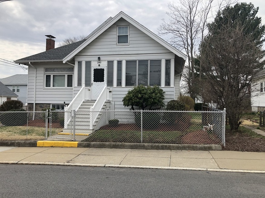 280 Temple St, West Roxbury, MA 02132 - photo 1