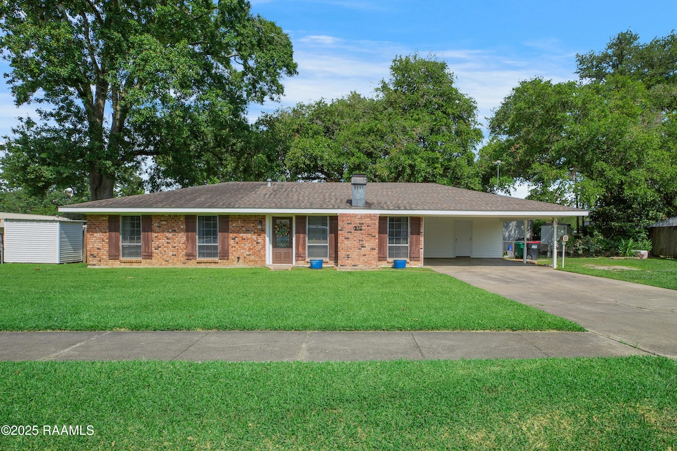 102 Lucas Circle -1