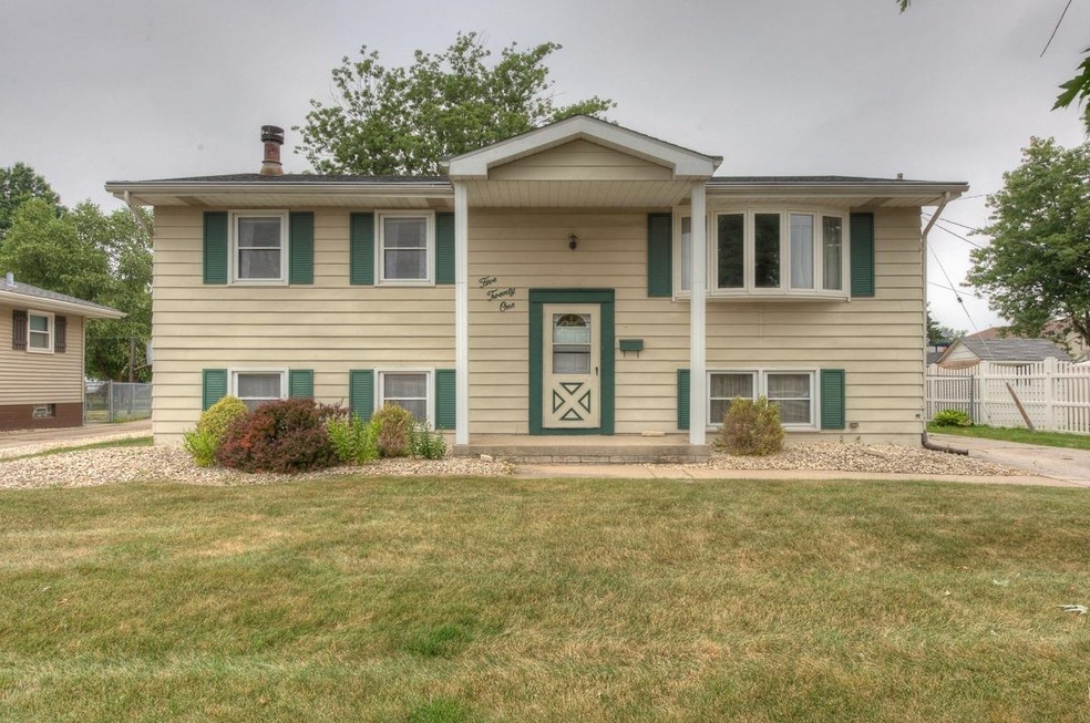 521 211th St, Dyer, IN 46311 - photo 1