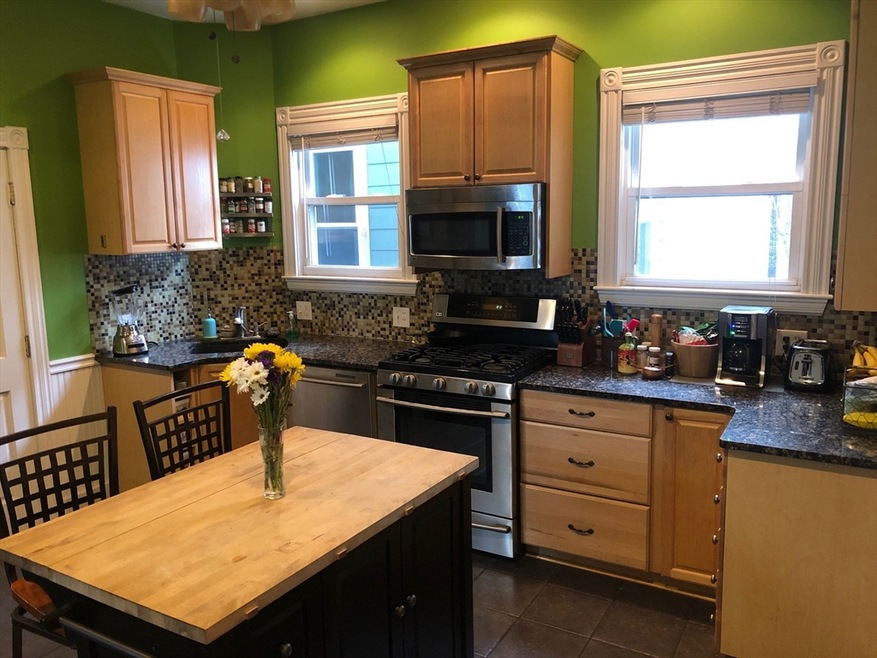 19 Carlisle St unit 1, Cambridge, MA 02139 - photo 1