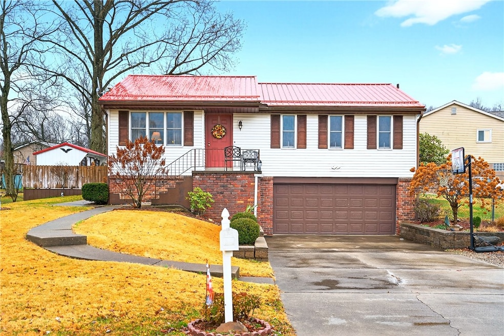 122 Manor Dr, West Newton, PA 15089 - photo 1