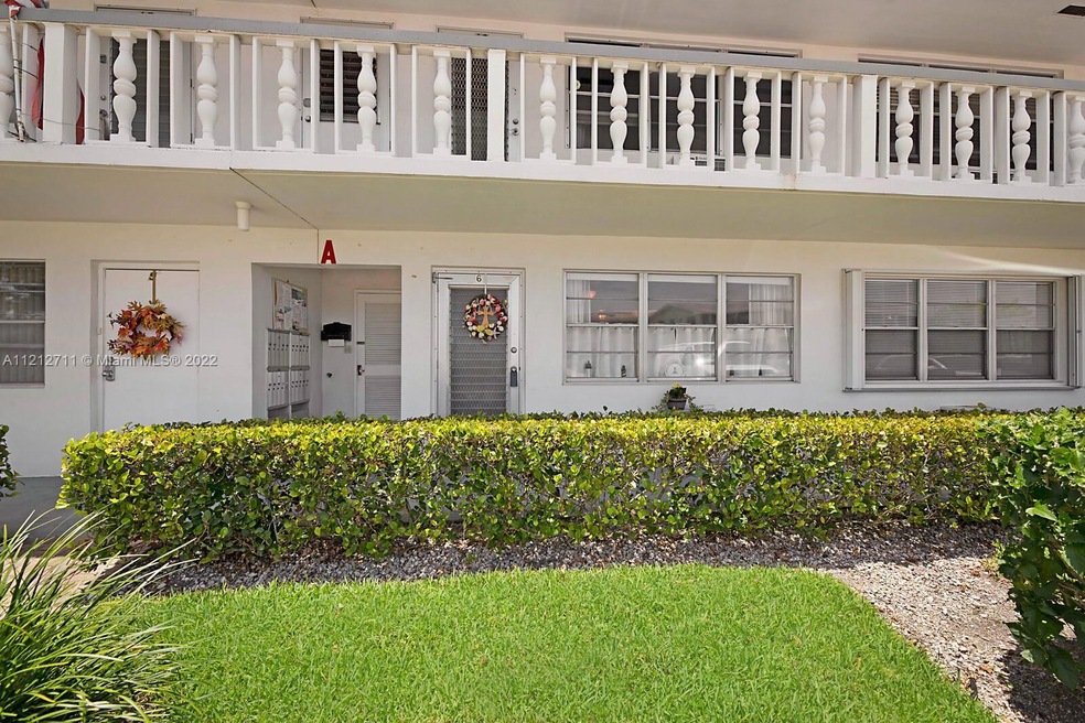 6 Windsor A unit A, West Palm Beach, FL 33417 - photo 1