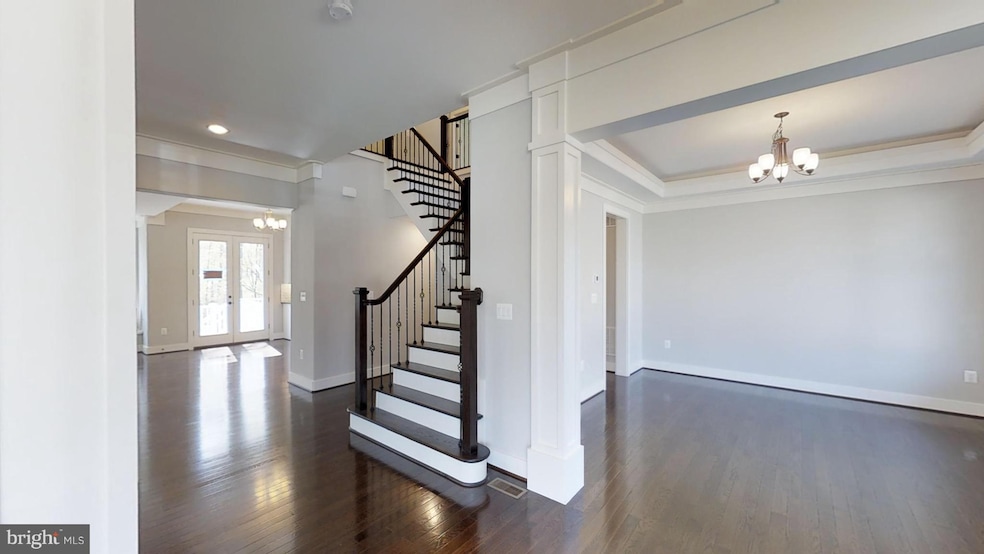 501 Alma St SE, Vienna, VA 22180 - photo 1