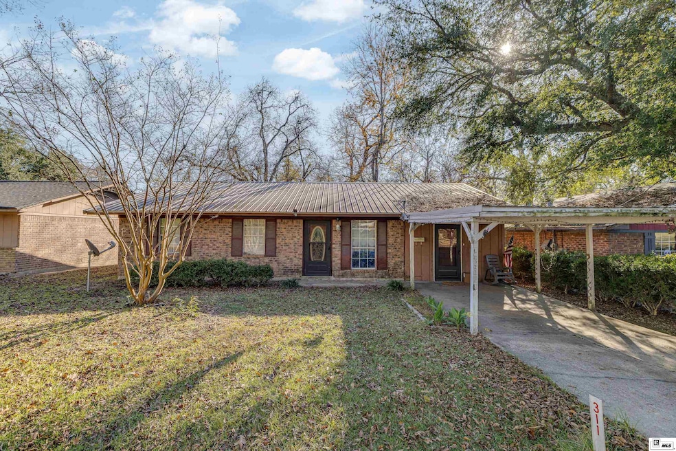 311 4th St, Delhi, LA 71232 - photo 1