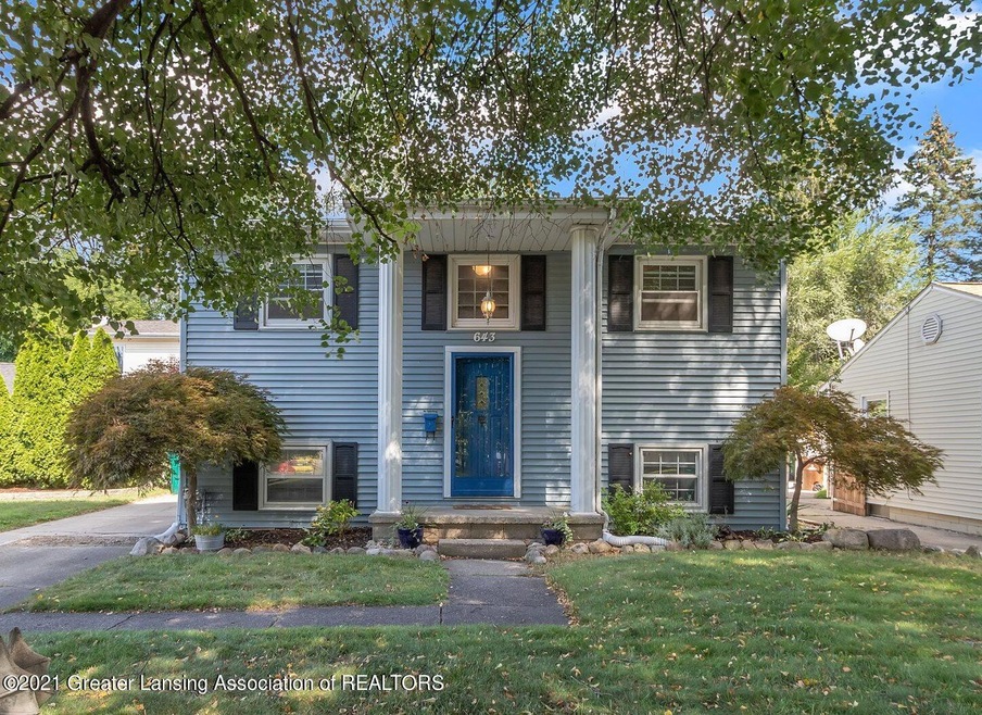 643 Paris Ave, Lansing, MI 48910 - photo 1