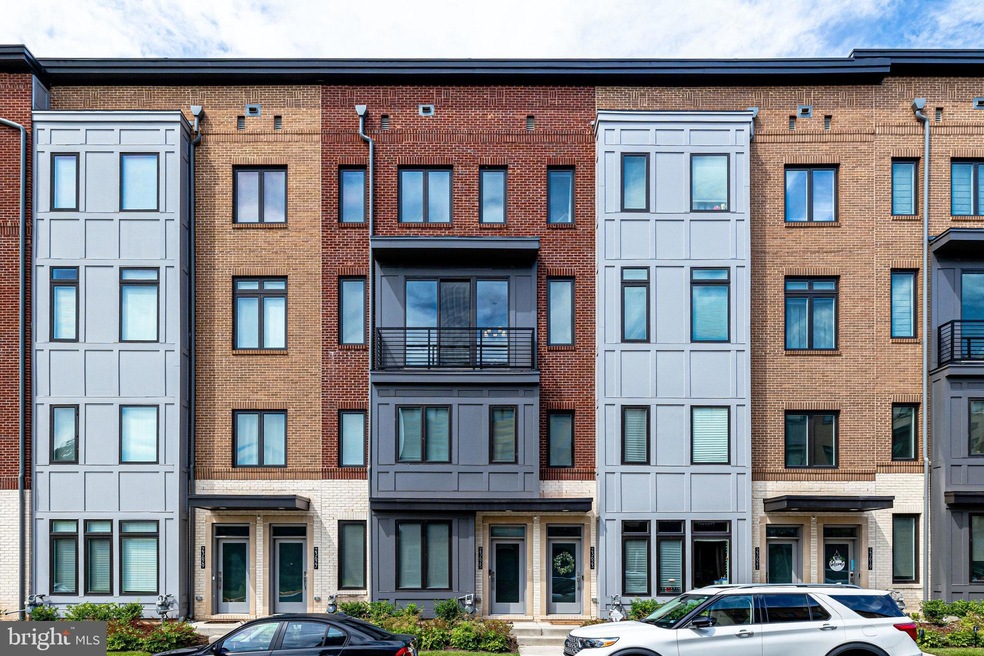 23623 Waterford Downs Terrace, Ashburn, VA 20148 - photo 1