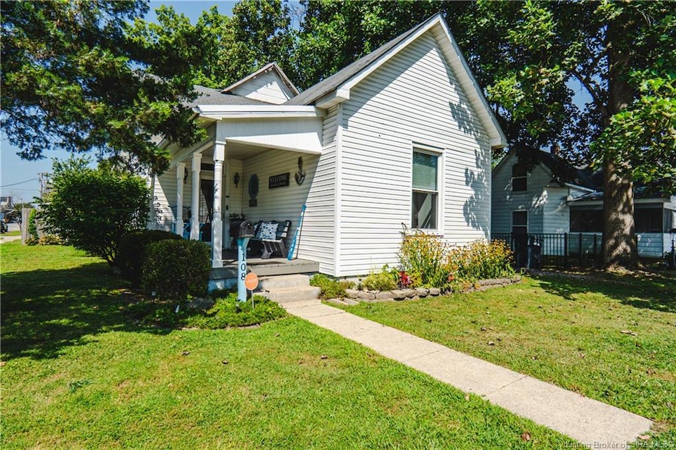 108 N 2nd St, Scottsburg, IN 47170 - photo 1