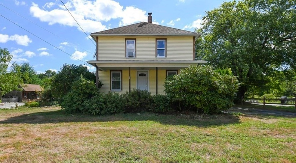 149 Pleasant St, South Grafton, MA 01560 - photo 1