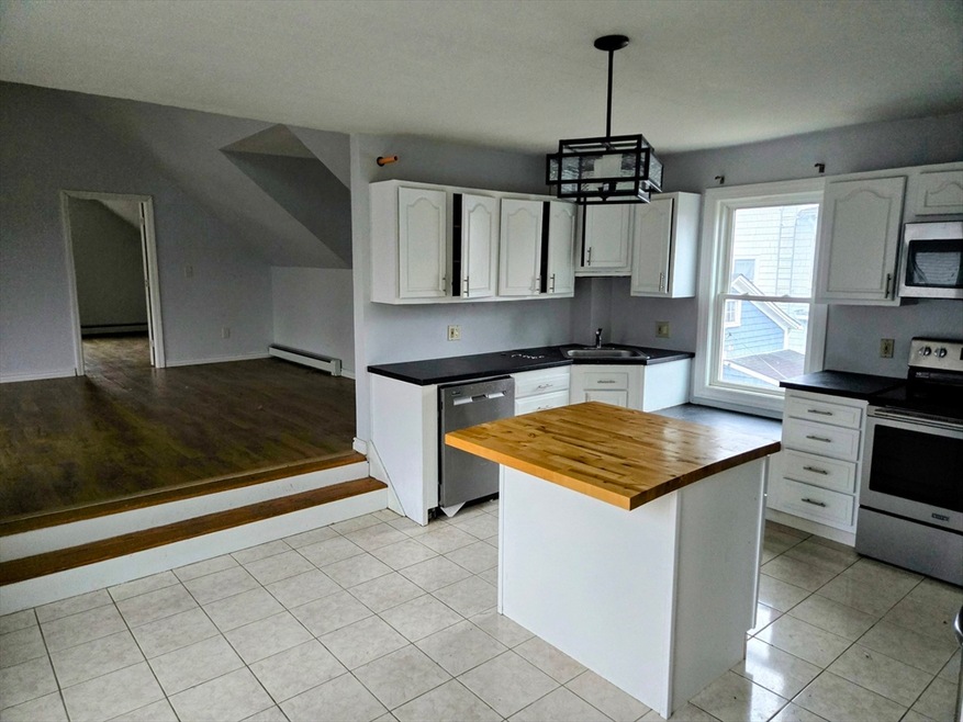 76 Plain St unit 2, Taunton, MA 02780 - photo 1