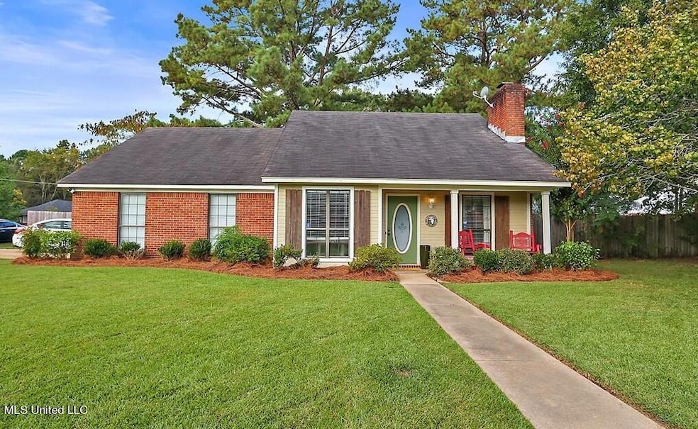 01-261 Riverbend Dr (3)