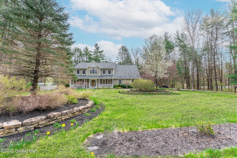 13 Carlyle Terrace, Saratoga Springs, NY 12866 - photo 1