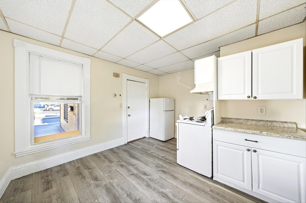 For Rent $1,550/month • Co-Listing Agent