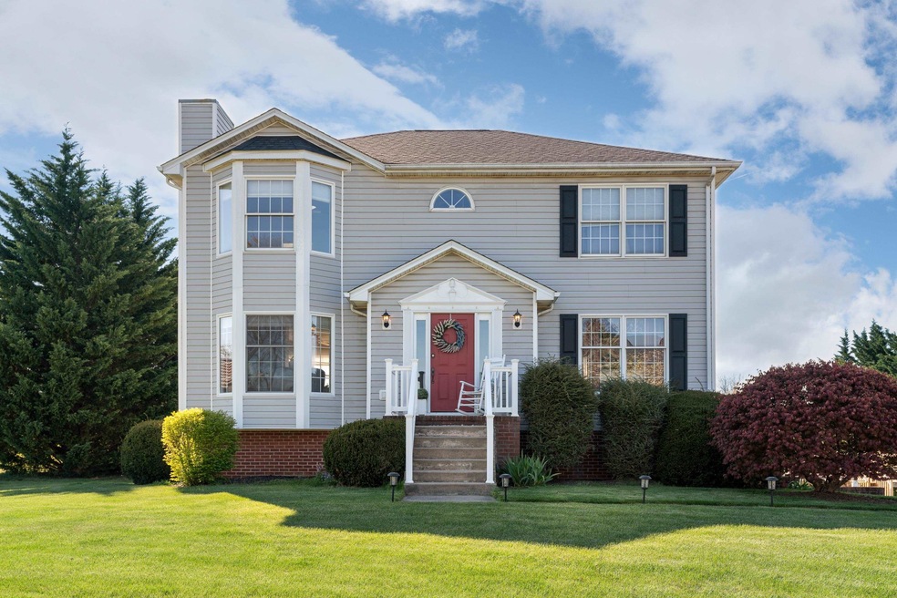 321 Westminister Dr, Fishersville, VA 22939 - photo 1