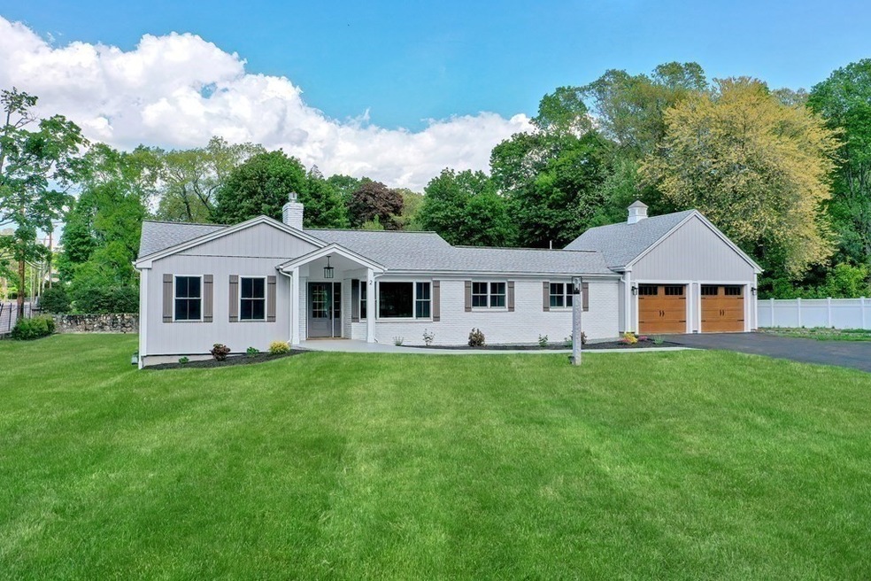 2 Briarcliff Rd, Hopedale, MA 01747 For Sale