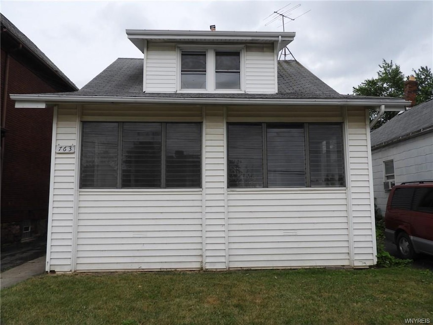 763 16th St, Niagara Falls, NY 14301 - photo 1
